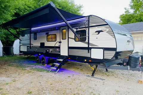 Carmen's Trail Runner 30RBK Travel Trailer