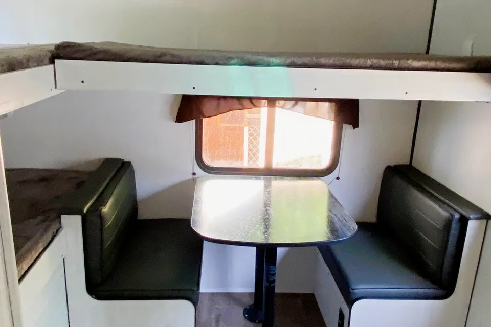Carmen's Trail Runner 30RBK Travel Trailer