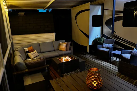 RV Cottage at Christina Lake Resort