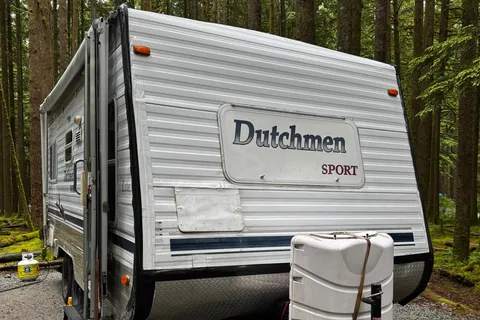 Gina's Dutchmen sport  2004 Travel Trailer