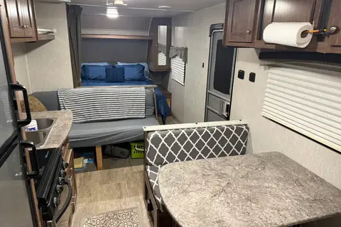 Joe's Heartland RVs Trail Runner SLE Travel Trailer