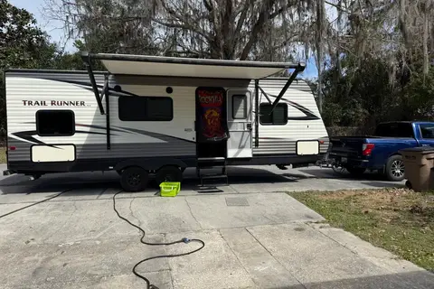 Joe's Heartland RVs Trail Runner SLE Travel Trailer
