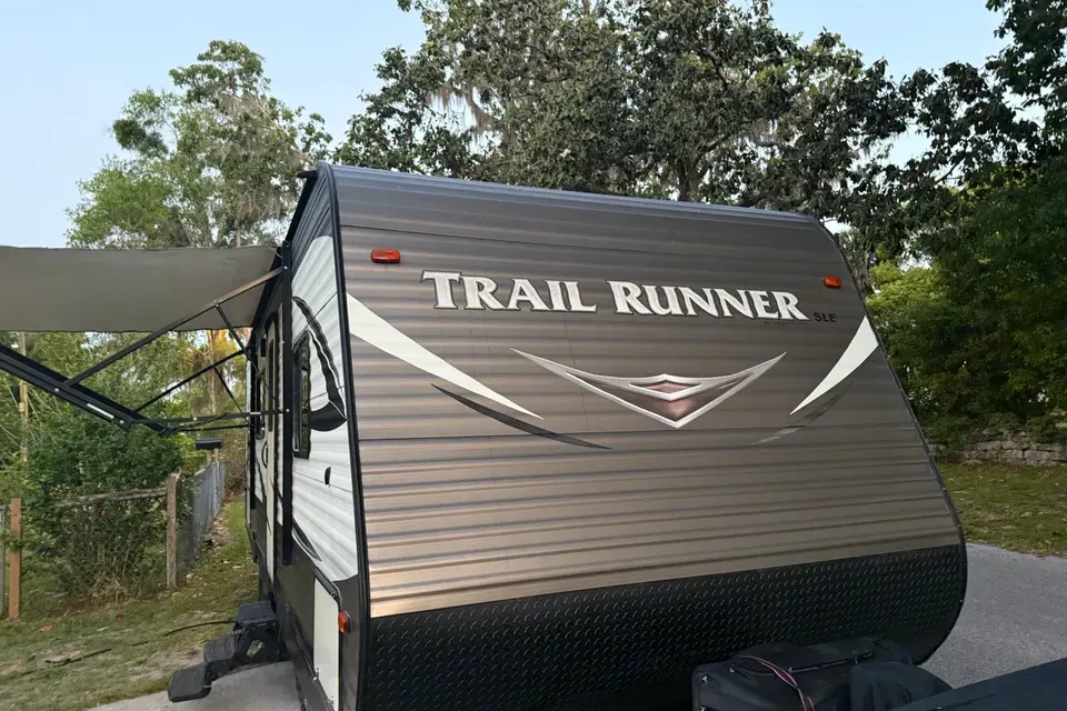 Joe's Heartland RVs Trail Runner SLE Travel Trailer