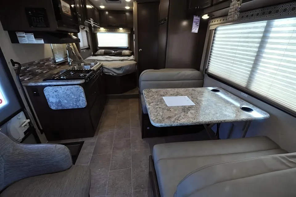 [37] Stress Free RVs - 2017 Compact Class C - Easy to Drive