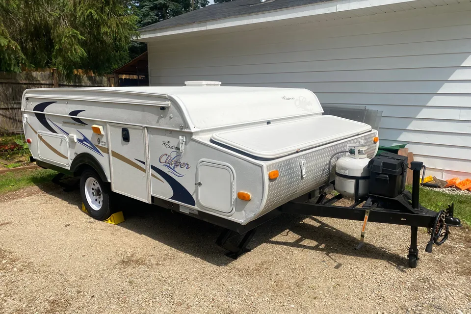 2012 Coachmen Clipper