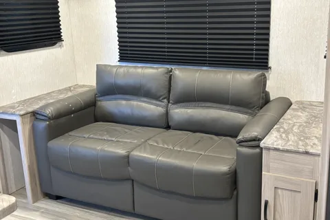 "Thompson" Modern Interior Sleeps 4 (LFWL2064)