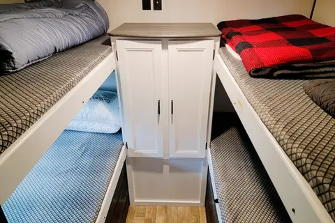 2022 Keystone Hideout Travel Trailer sleeps 10