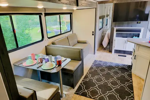 2022 Keystone Hideout Travel Trailer sleeps 10
