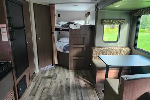 Memorable RV and Bunkhouse2