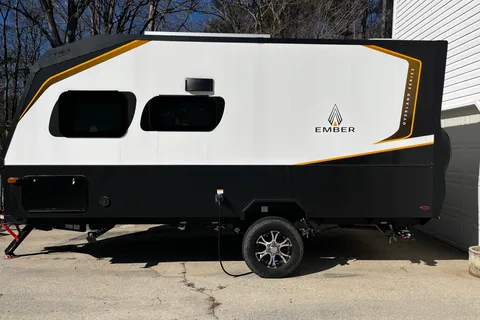 Ember Outlander Boondocker 170mrb Travel Trailer