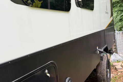 Ember Outlander Boondocker 170mrb Travel Trailer