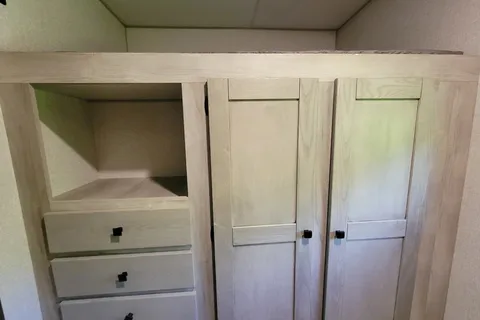 Spacious & Comfortable KZ Connect- Your perfect home on wheels!