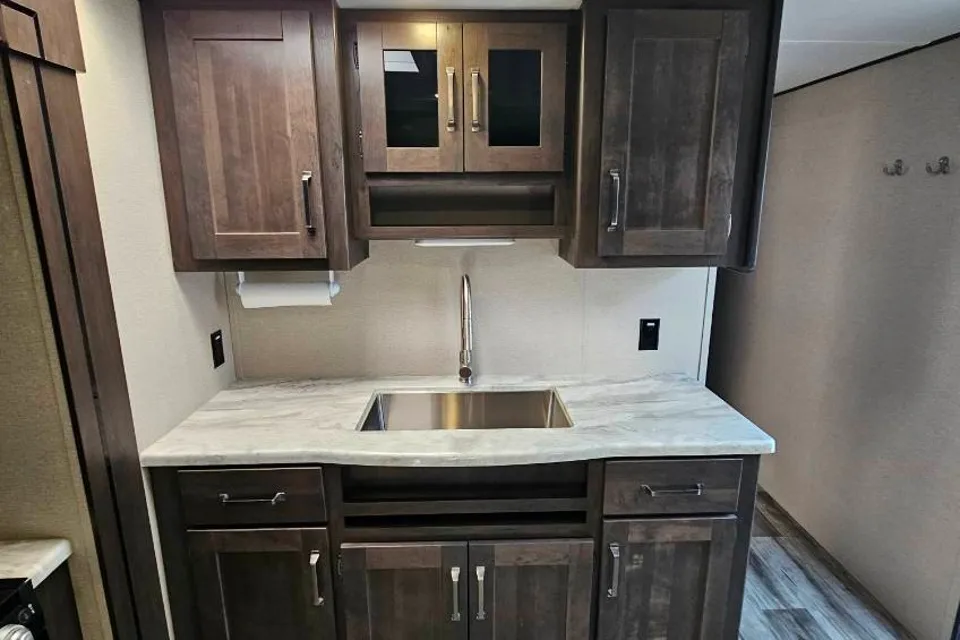 Say hello to "Courage"! Our 23 Grand Design Transcend XPLOR 297QB! Located near Table Rock Lake, Branson Missouri & Lake Of The Ozarks
