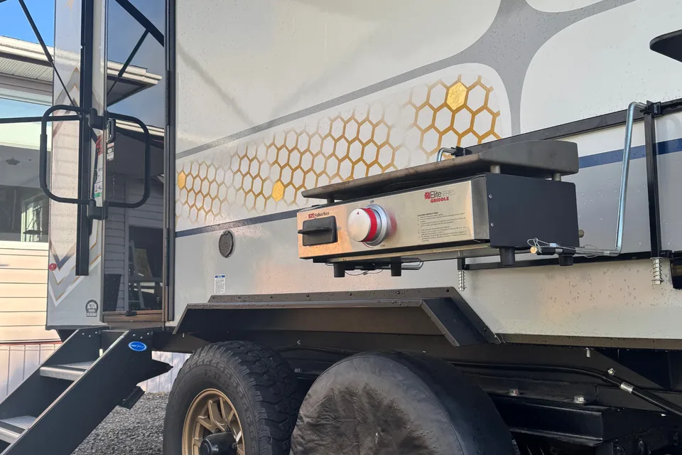 Mitchell's Forest River Rpod 201 (Beast Mode Package) Travel Trailer