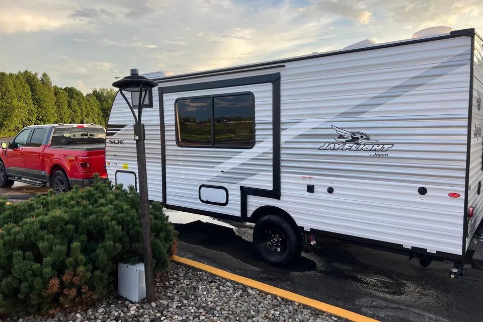 Sharon's Jayco 197 mb. Travel Trailer