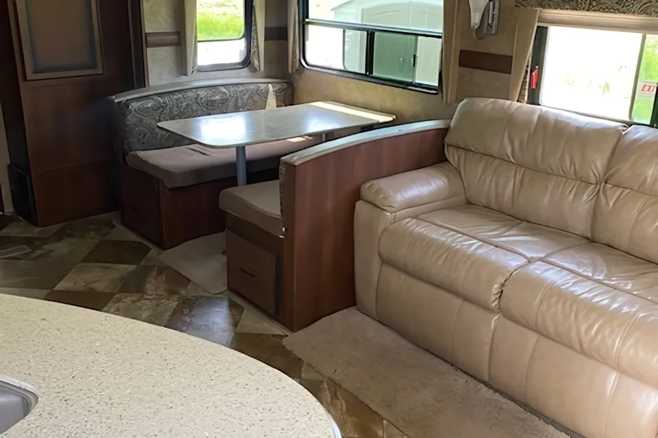 Douglas's Crossroads ZT32QB Travel Trailer