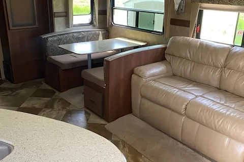 Douglas's Crossroads ZT32QB Travel Trailer