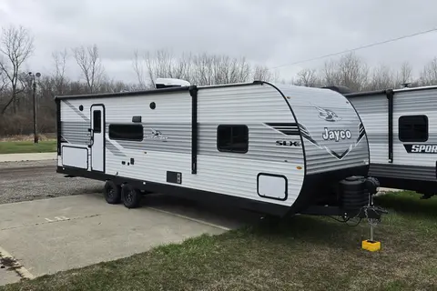 Fireside's "High Flyer" 2025 Jayco Jay Flight SLX 32' 263BHS Bunkhouse
