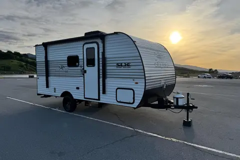 Levi’s Easy Tow Family Camper
