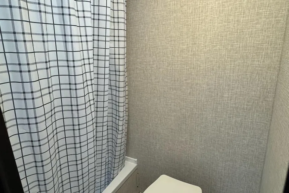 Levi’s Easy Tow Family Camper