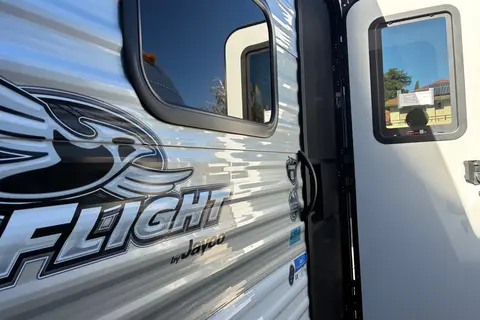 Levi’s Easy Tow Family Camper