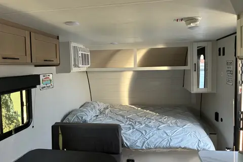Levi’s Easy Tow Family Camper