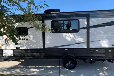 Libby Keystone Hideout Travel Trailer