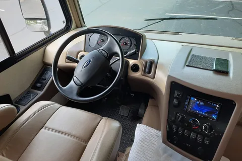 Rakesh's Coachmen 29DS Class A