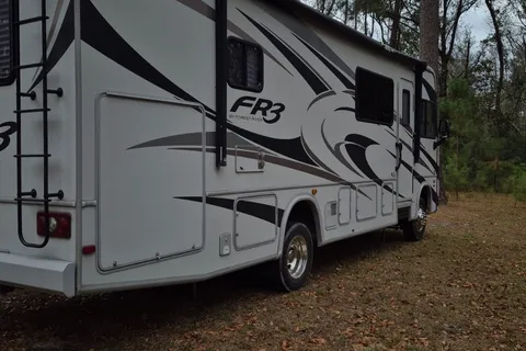 Rakesh's Coachmen 29DS Class A