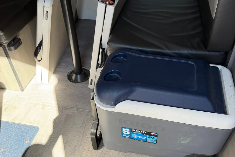 Manuel's Keystone Hideout sport single axle Travel Trailer
