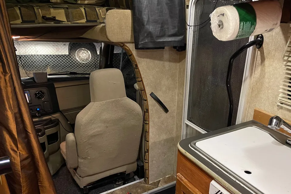 Boon Dock Adventurer 20 ft