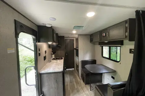 Tim & Nicole's Jayco Baja Travel Trailer