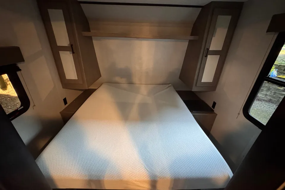 Keystone Hideout  28-28BHSWE Travel Trailer