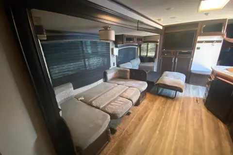 Sleeps 10 Travel Trailer Jayco Jay Flight