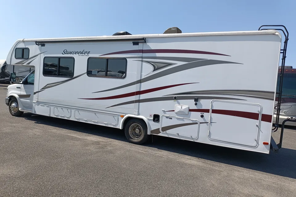 Forest River  Sunseeker  Classe C 31 pieds (2017)