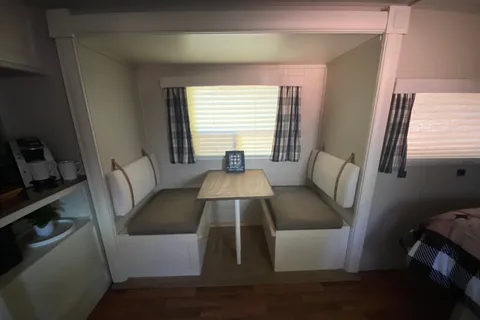 Cozy couple’s camper with room for 1 more!