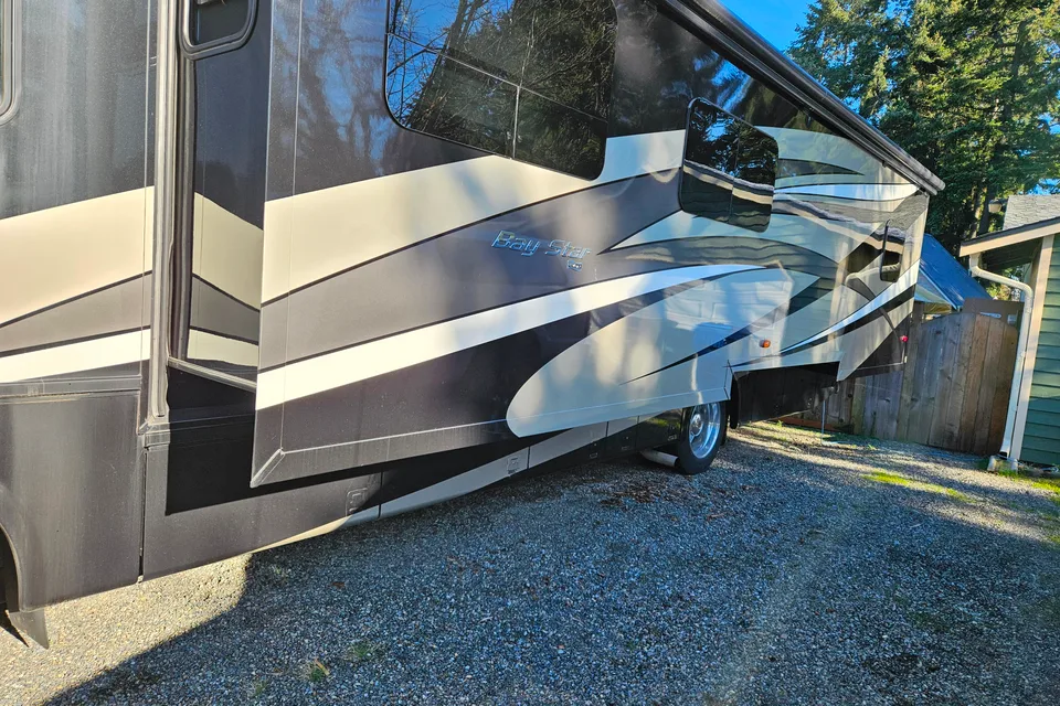 Steve's Newmar Bay Star Class A