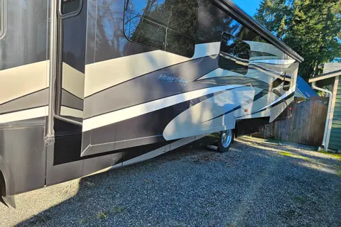 Steve's Newmar Bay Star Class A