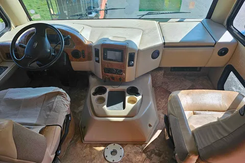 Frank's Thor Motor Coach Ace Class A