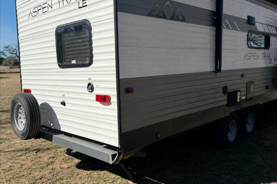 Caleb's Dutchmen Aspen Trail LE 26BH Travel Trailer