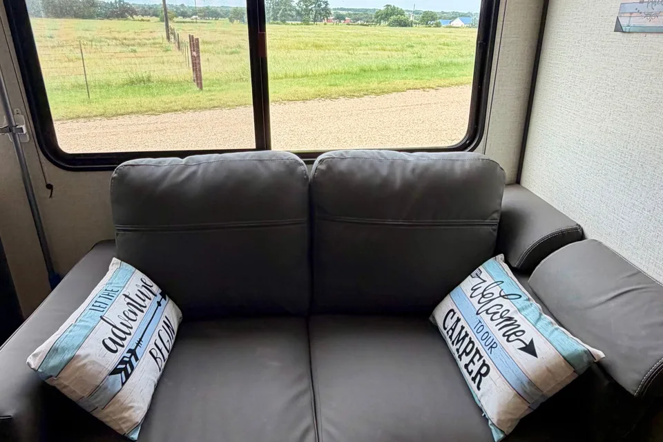 Caleb's Dutchmen Aspen Trail LE 26BH Travel Trailer