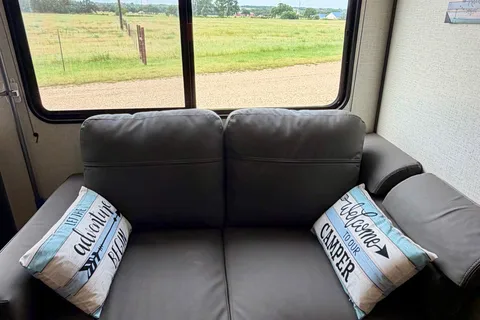 Caleb's Dutchmen Aspen Trail LE 26BH Travel Trailer