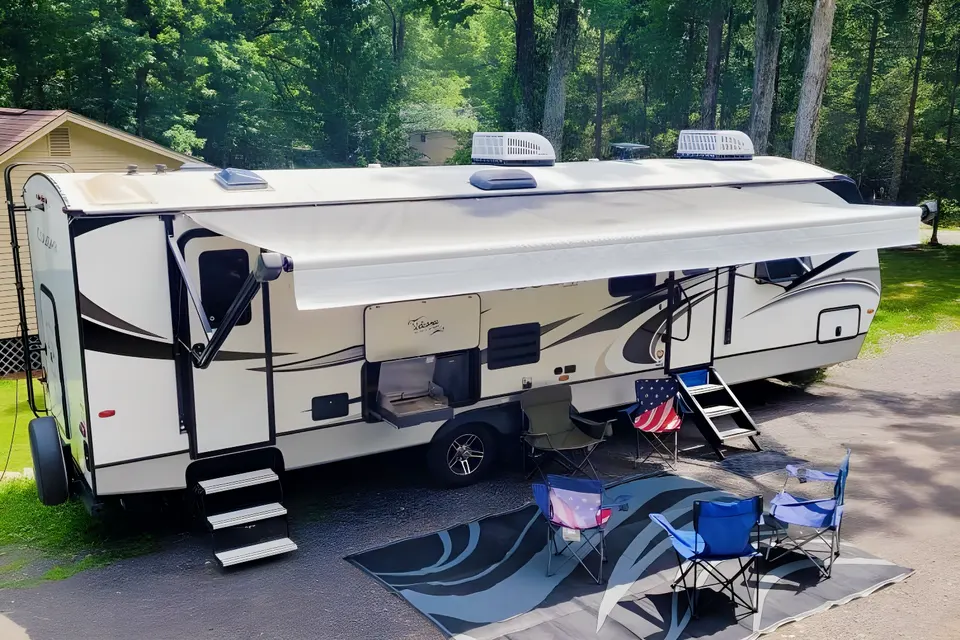 Keith's Keystone 29BHS Cougar Travel Trailer