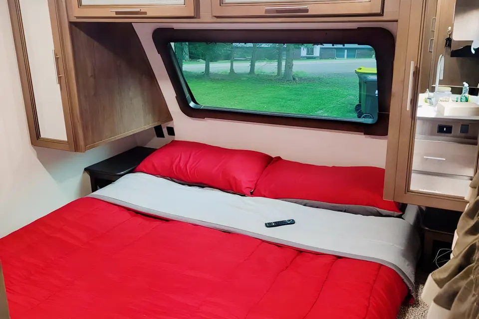 Keith's Keystone 29BHS Cougar Travel Trailer