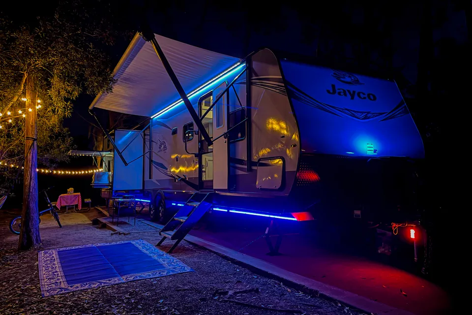AMAZING + FUN 2BR *Jayco* (Delivery Available)