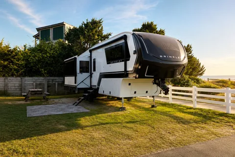 Brinkley Z 3100 Fifth Wheel “Brinkey Dink”