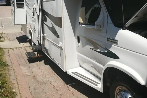 Mars's Jayco GreyHawk Class C