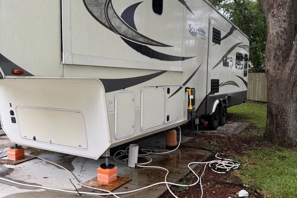Douglas's Grand Design Solitude 385GK Fifth Wheel