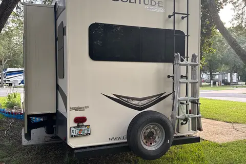 Douglas's Grand Design Solitude 385GK Fifth Wheel