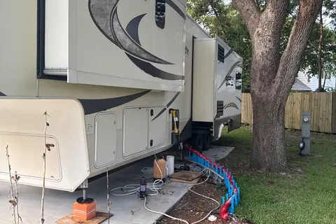 Douglas's Grand Design Solitude 385GK Fifth Wheel